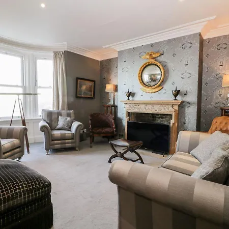 Highview スカーバラ