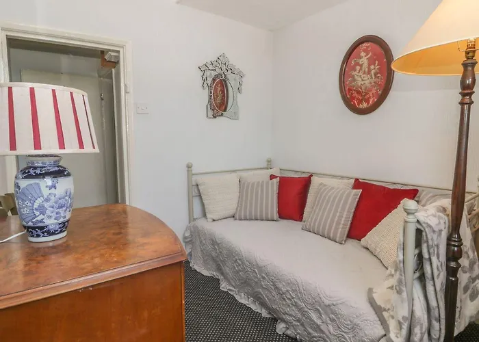 Highview * Scarborough